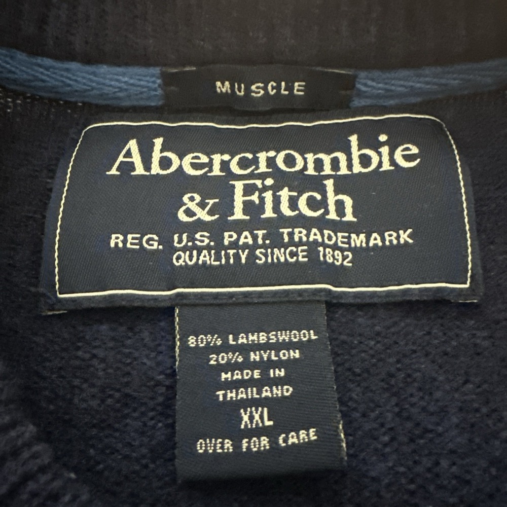 Vintage Abercrombie & Fitch Lambswool Sweater Mens 2XL Navy Blue Crewneck Logo - Picture 6 of 12